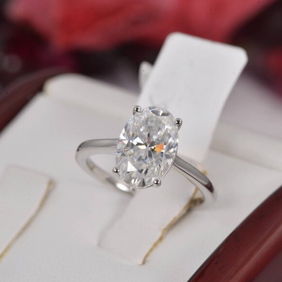 Certified Moissanite 4.5ct Oval Cut Egagement Ring 925 Sterling Silver - Picture 1 of 6